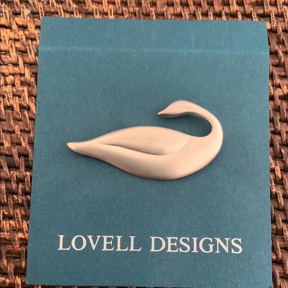 Lovell Designs Silver Swan Brooch